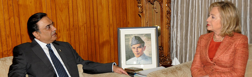 Notorious Pakistan A-bomb scientist tries politics